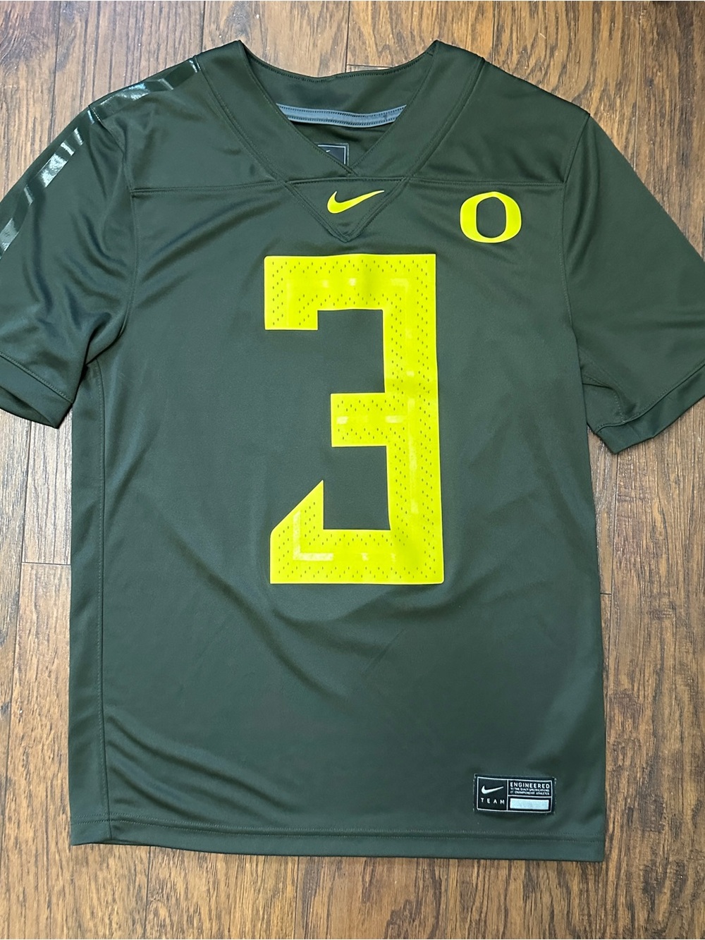 Nike Oregon Ducks #3 football jersey mens small